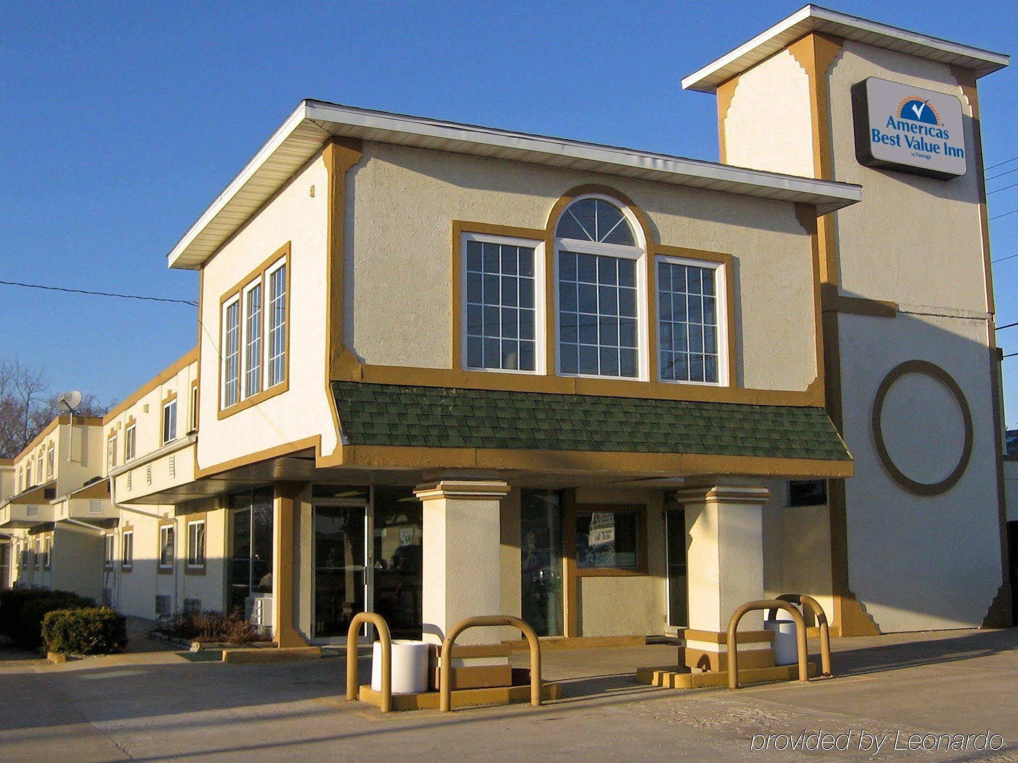 Americas Best Value Inn Macomb Eksteriør billede