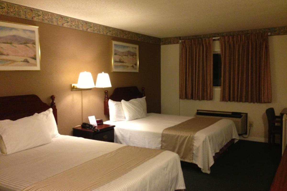 Americas Best Value Inn Macomb Eksteriør billede