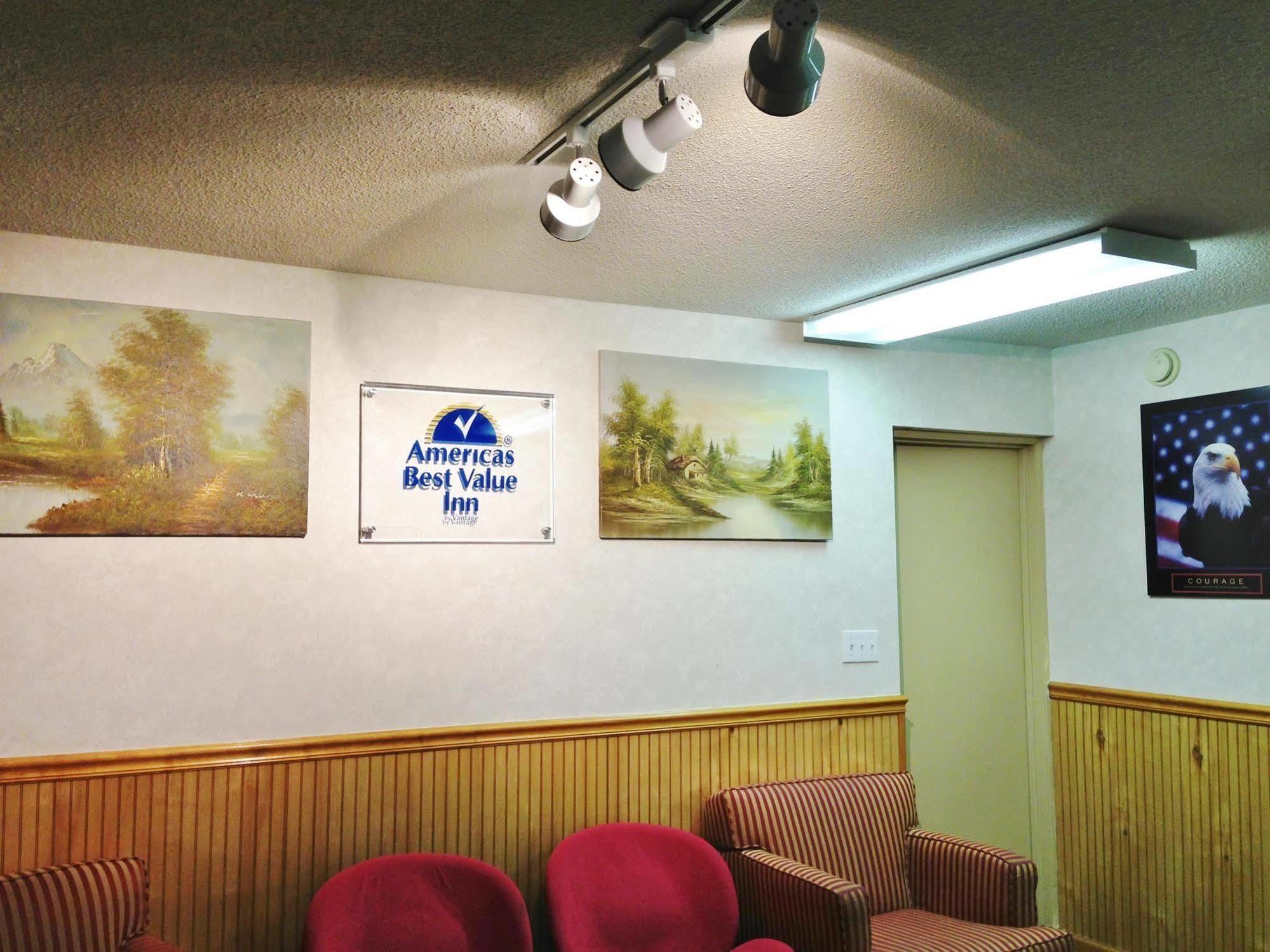 Americas Best Value Inn Macomb Eksteriør billede